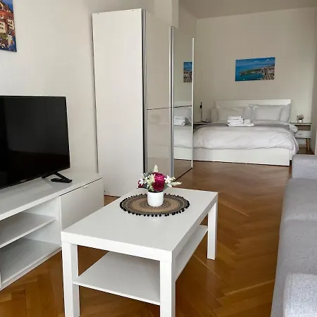 8 Min To Train Station Appartement Lausanne
